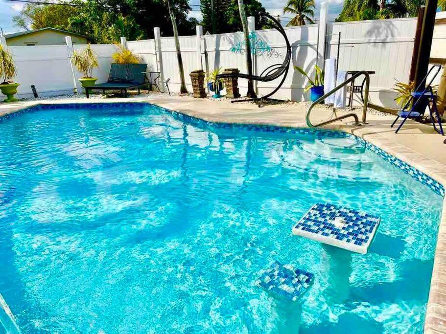 Jungle To Beach 4 R 3 Bedroom Family And Pet Heated Pool N Airport N Beach N Hard Rock Fort Lauderdale Exterior foto