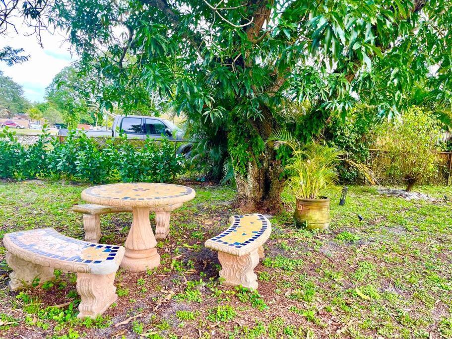 Jungle To Beach 4 R 3 Bedroom Family And Pet Heated Pool N Airport N Beach N Hard Rock Fort Lauderdale Exterior foto